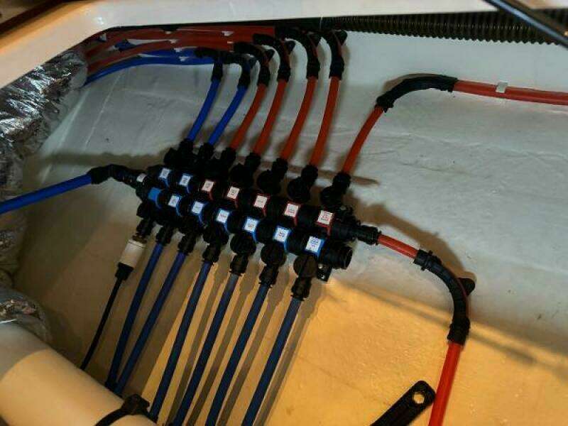 2010 Tiara Yachts 5800 Sovran