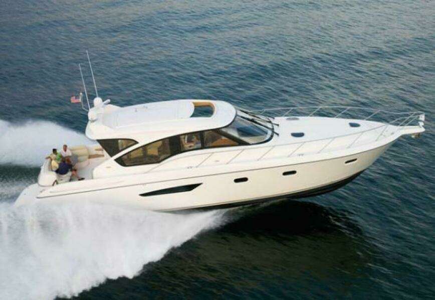 2010 Tiara Yachts 5800 Sovran