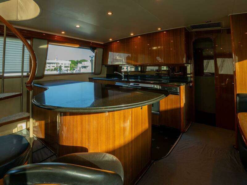 2005 Viking 74 Enclosed Bridge