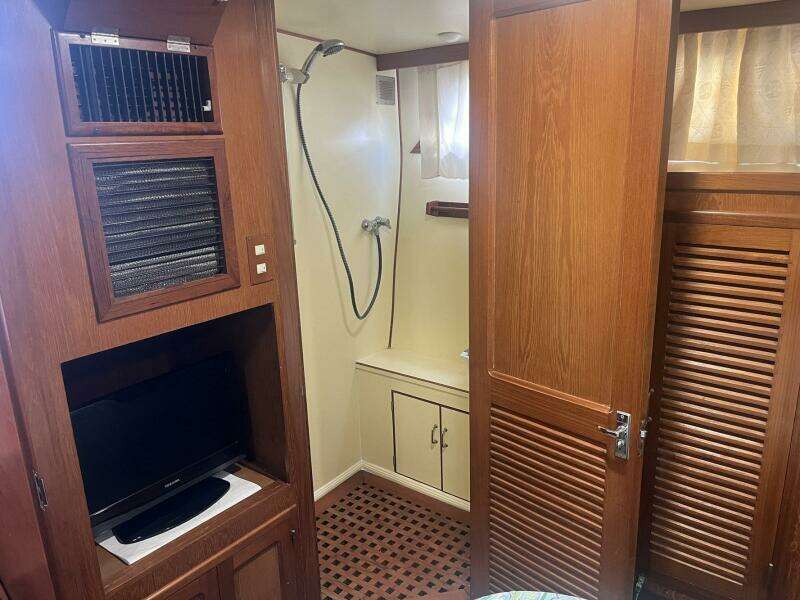 1987 Symbol 44 Sun Deck MK II