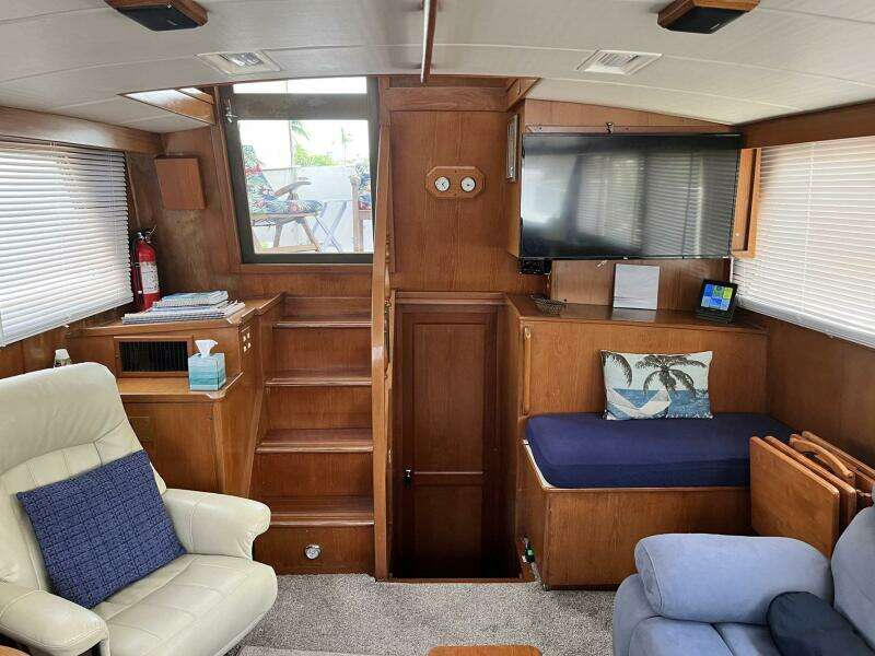 1987 Symbol 44 Sun Deck MK II