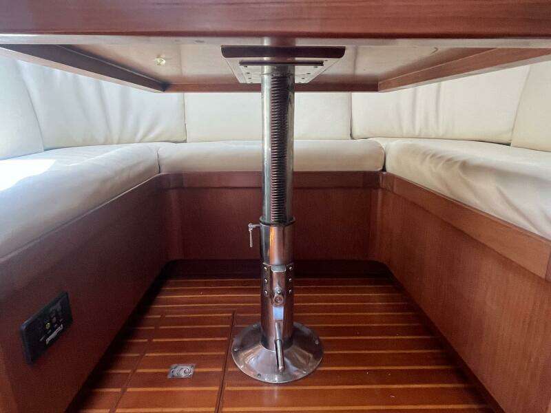 1987 Symbol 44 Sun Deck MK II