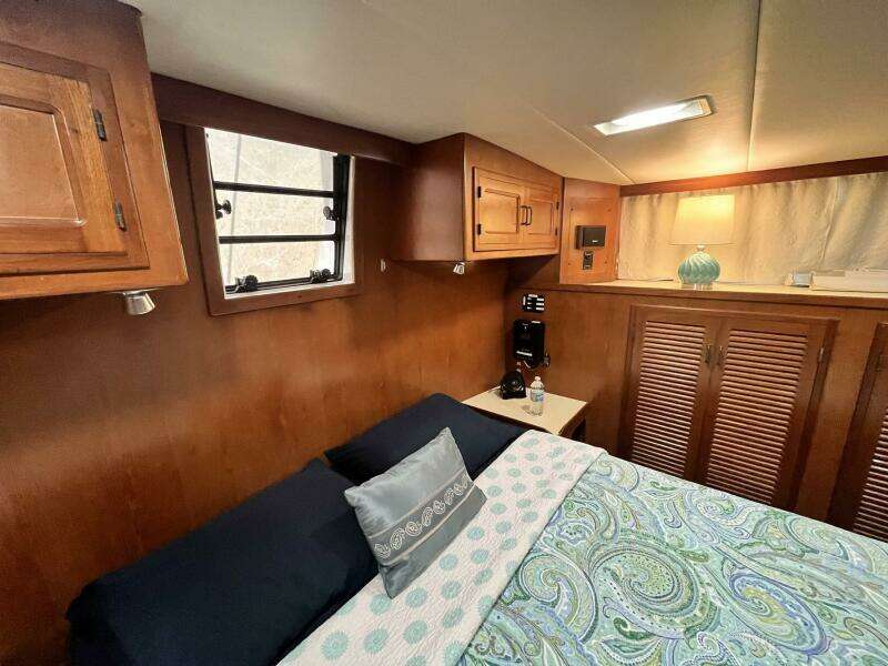 1987 Symbol 44 Sun Deck MK II