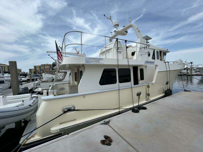 45' Northwest starboard aft profile