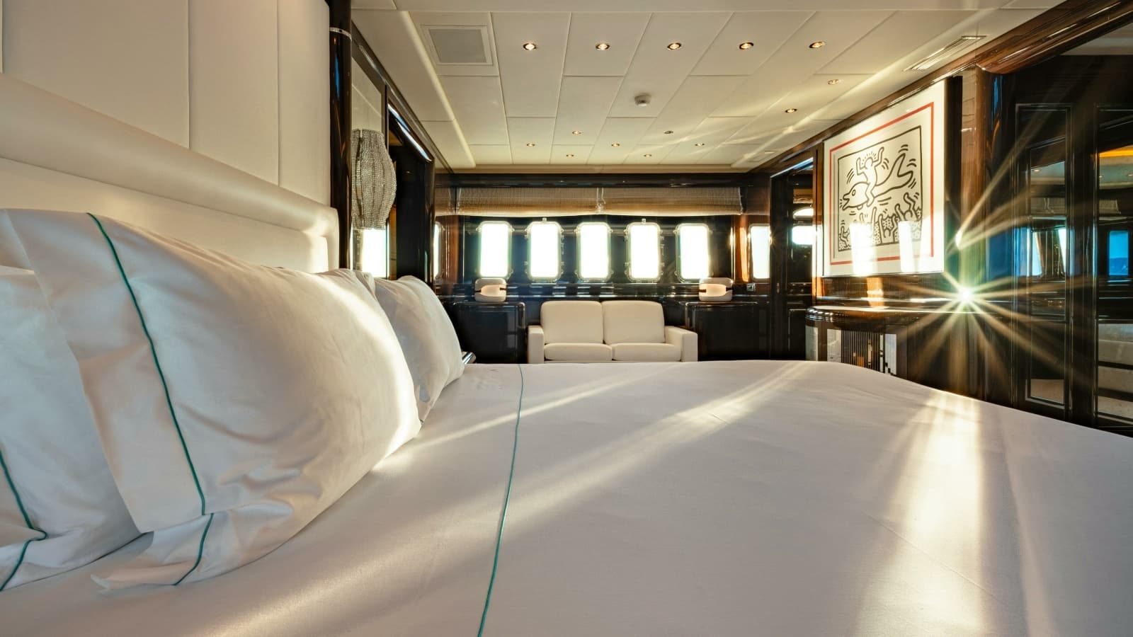 2007 Overmarine Mangusta 130