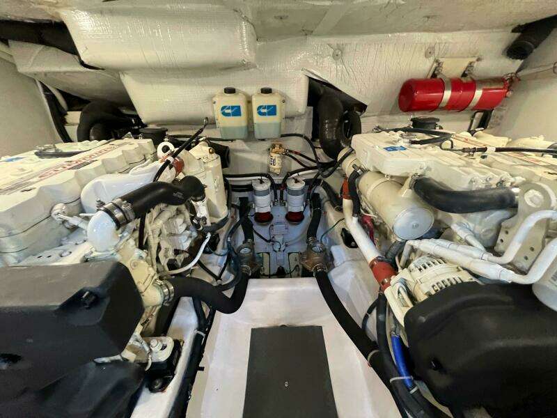 2008 Sabre 42 Hardtop Express