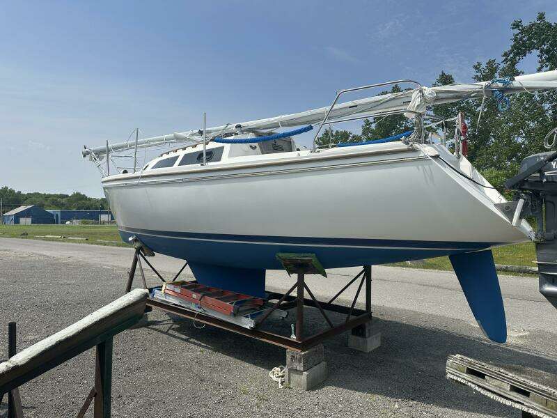1990 Catalina Capri 26 Wing Keel