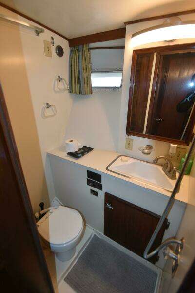 1978 Hatteras 46 Convertible