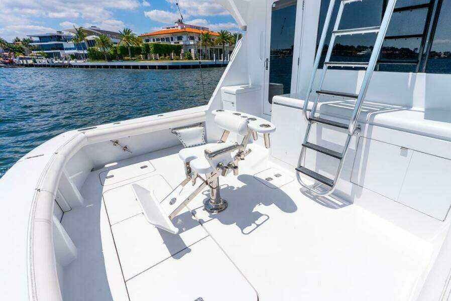 2005 Hatteras 50 Convertible