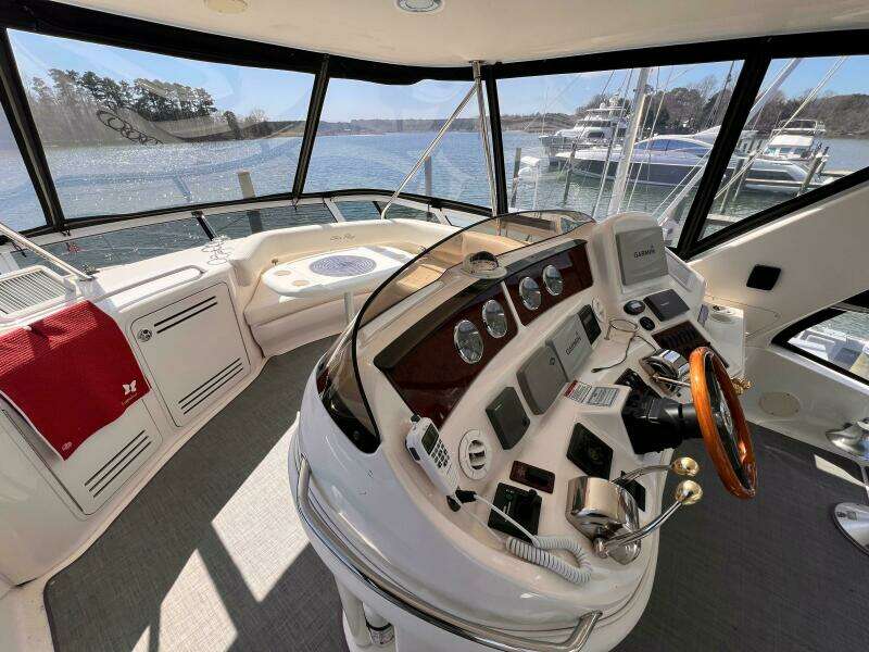 2004 Sea Ray 480 Sedan Bridge