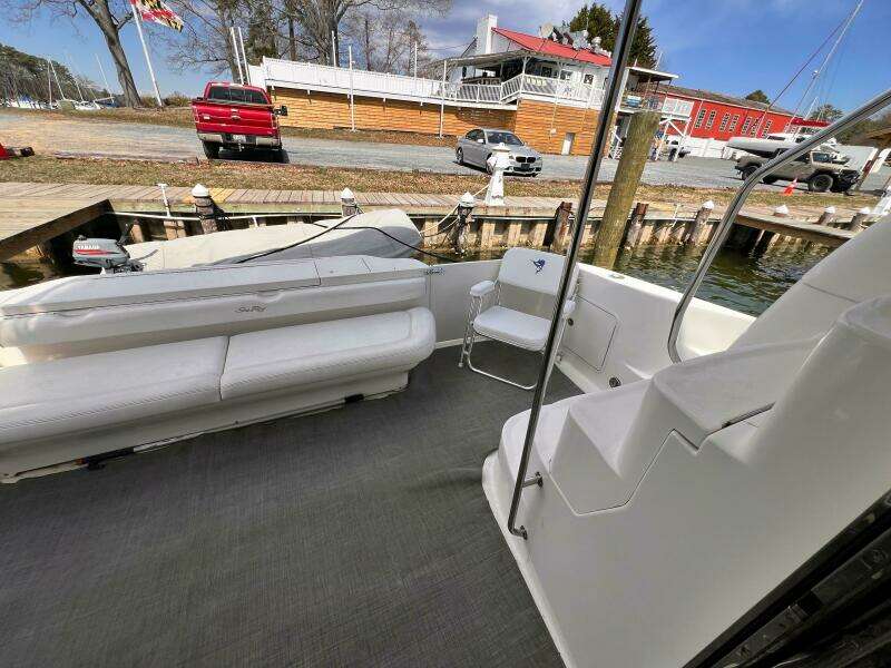 2004 Sea Ray 480 Sedan Bridge