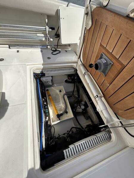 2017 33 Boston Whaler 330 Outrage Aft Bilge (1)