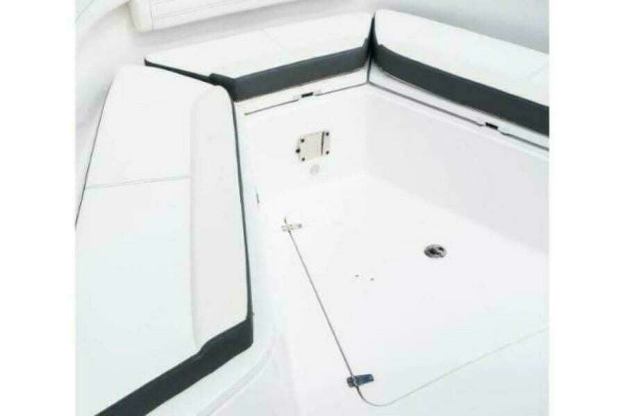 2025 Edgewater 340CC