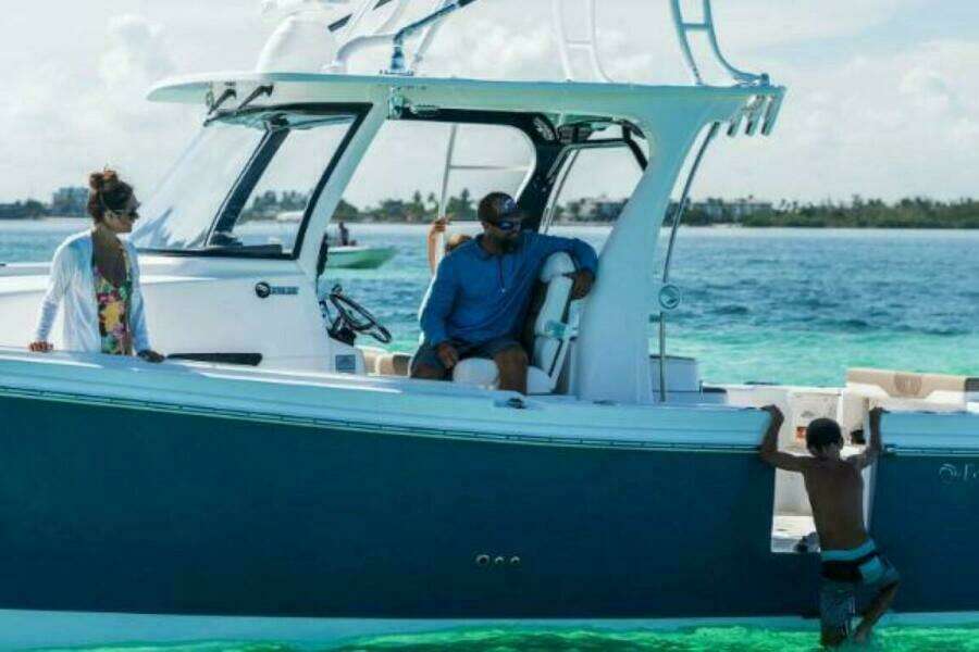 2025 Edgewater 370CC