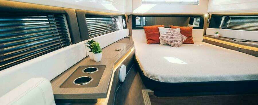 2025 Wellcraft 38 Explorer