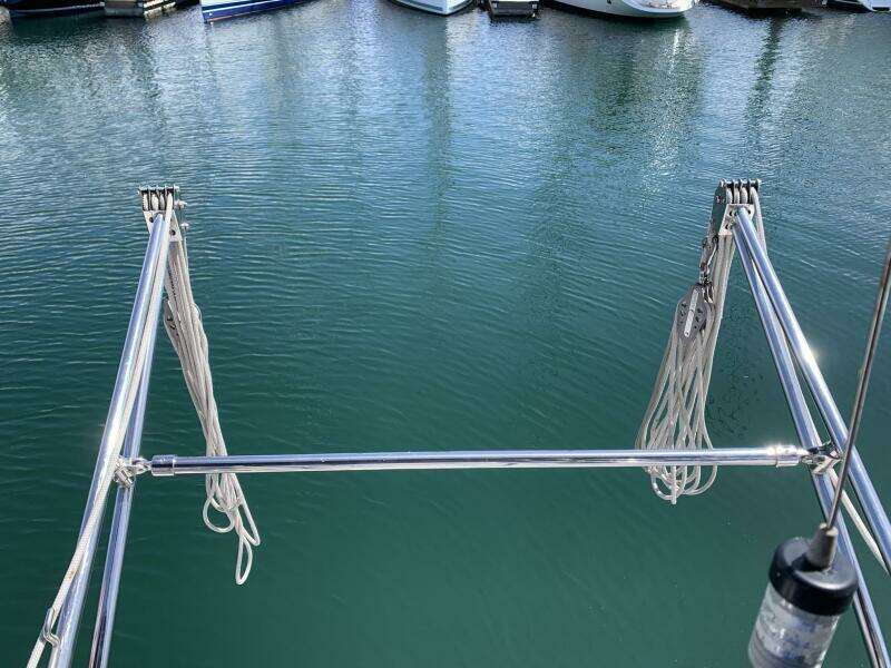 2007 Catalina Morgan 440 Deck Salon