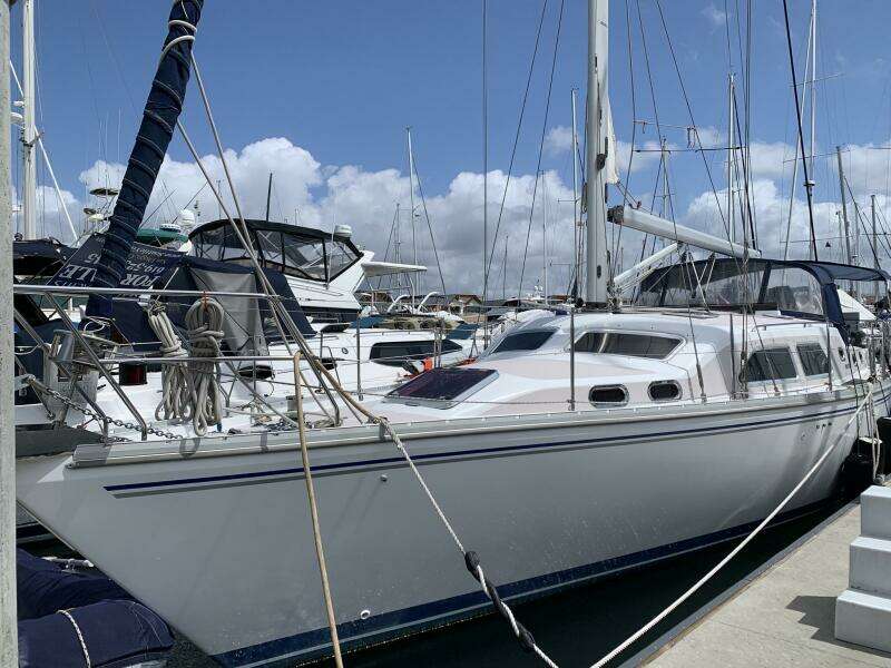 2007 Catalina Morgan 440 Deck Salon