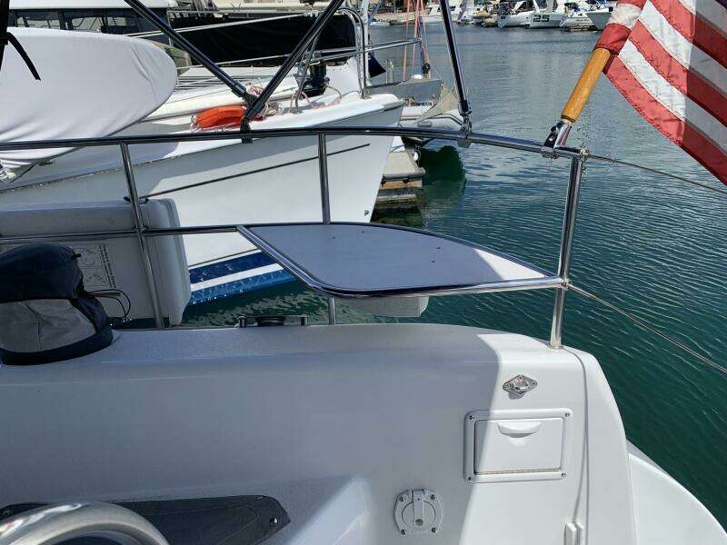 2007 Catalina Morgan 440 Deck Salon