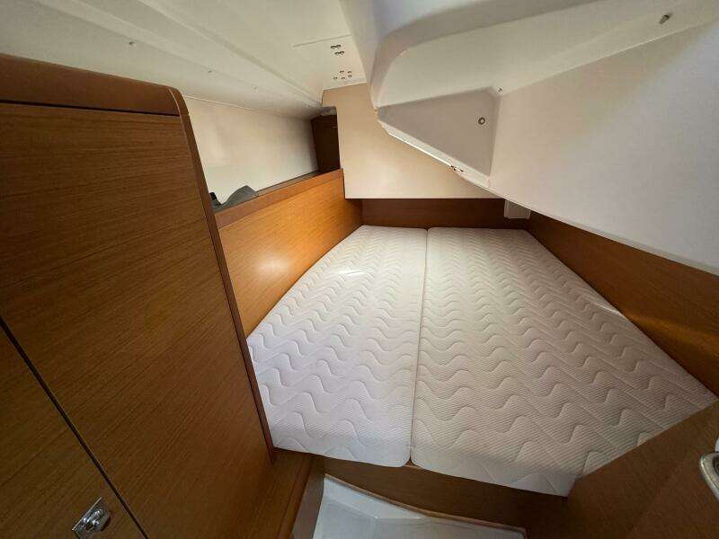 2020 Jeanneau Sun Odyssey 349