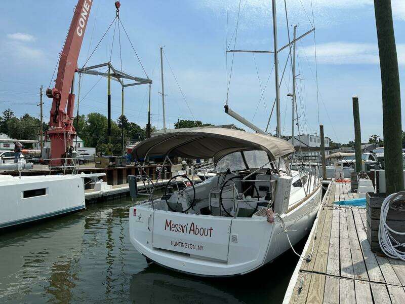 2019 Jeanneau Sun Odyssey 349