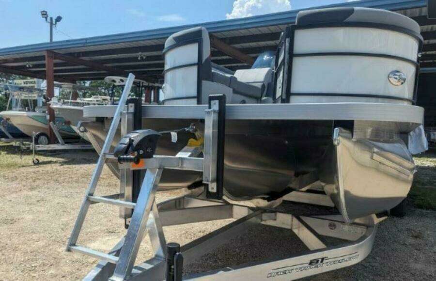 2024 Veranda RELAX VR25RFL