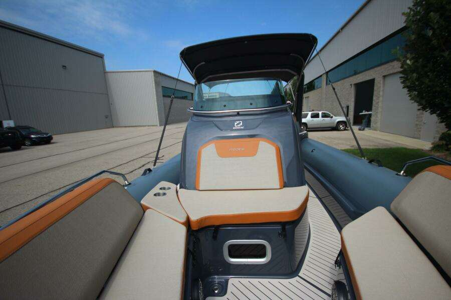 2024 Zodiac Medline 9 NEO