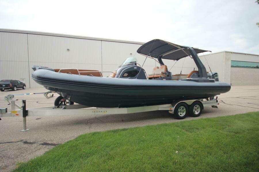 2024 Zodiac Medline 9 NEO