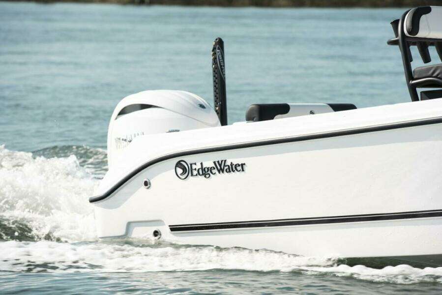 2025 Edgewater 208CC