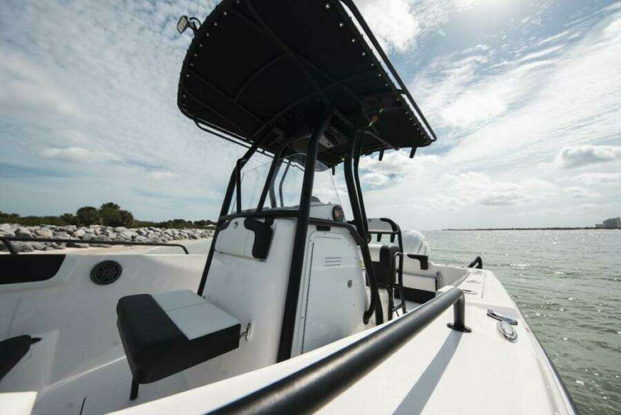 2025 Edgewater 208CC