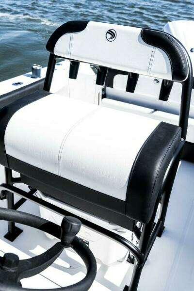 2025 Edgewater 208CC