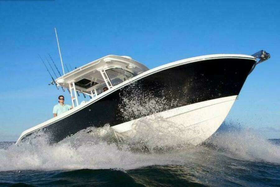 2025 Edgewater 285CC