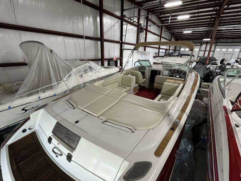 2005 Chris-Craft Corsair 28