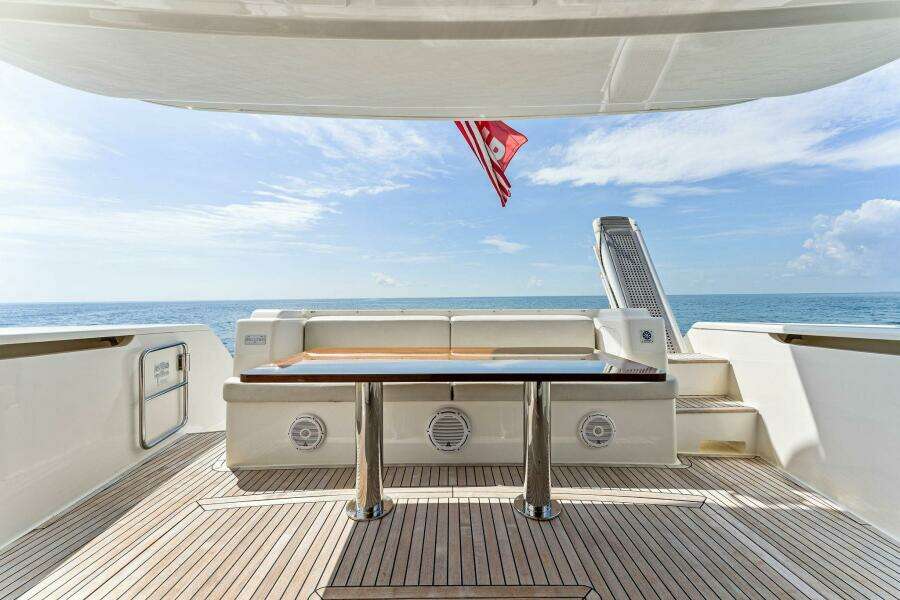 2013 Ferretti Yachts 620 Aft Deck