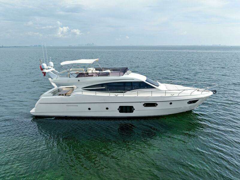 2013 Ferretti Yachts 620