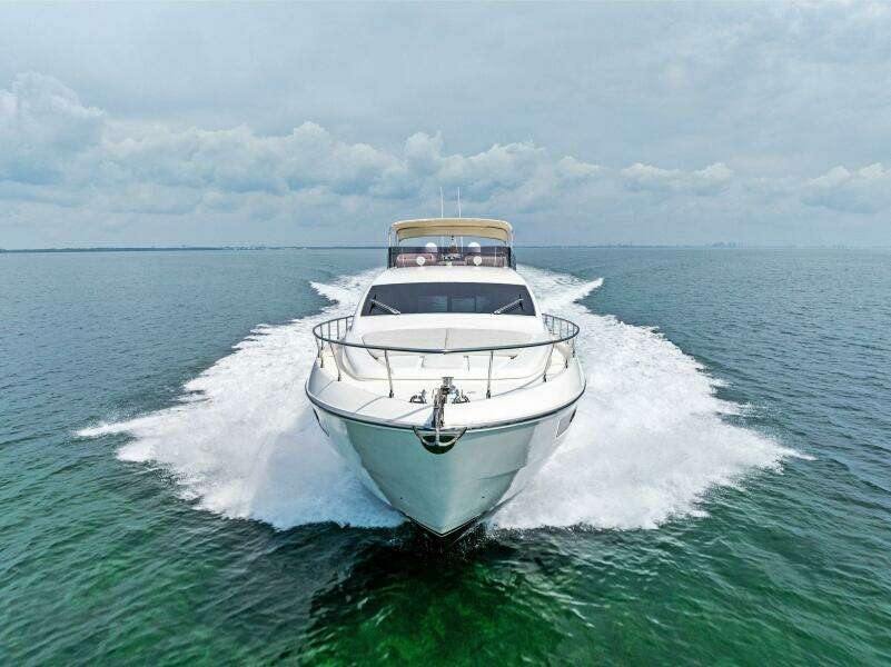2013 Ferretti Yachts 620