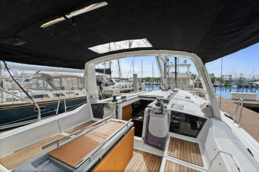 2018 Beneteau 41.1