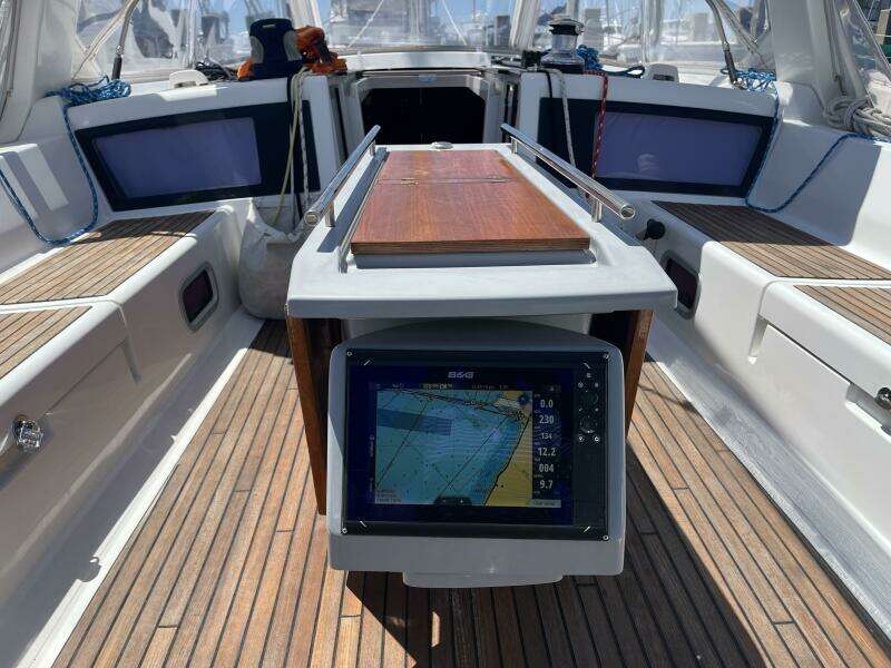 Beneteau Oceanis 48