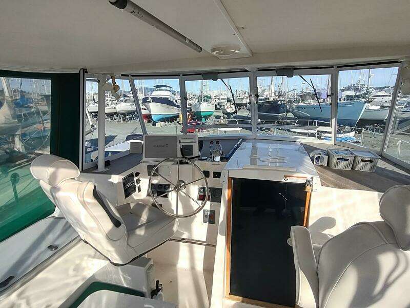 2002 Endeavour Catamaran Trawlercat 36