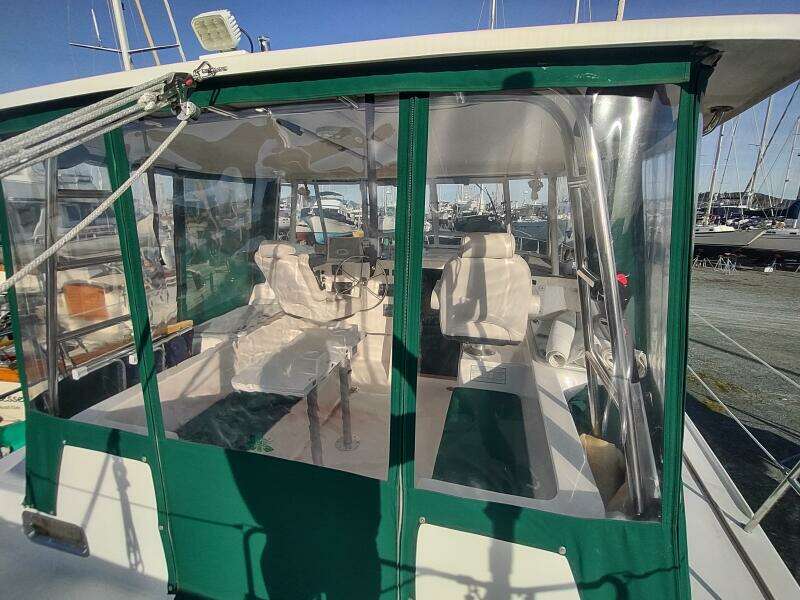 2002 Endeavour Catamaran Trawlercat 36