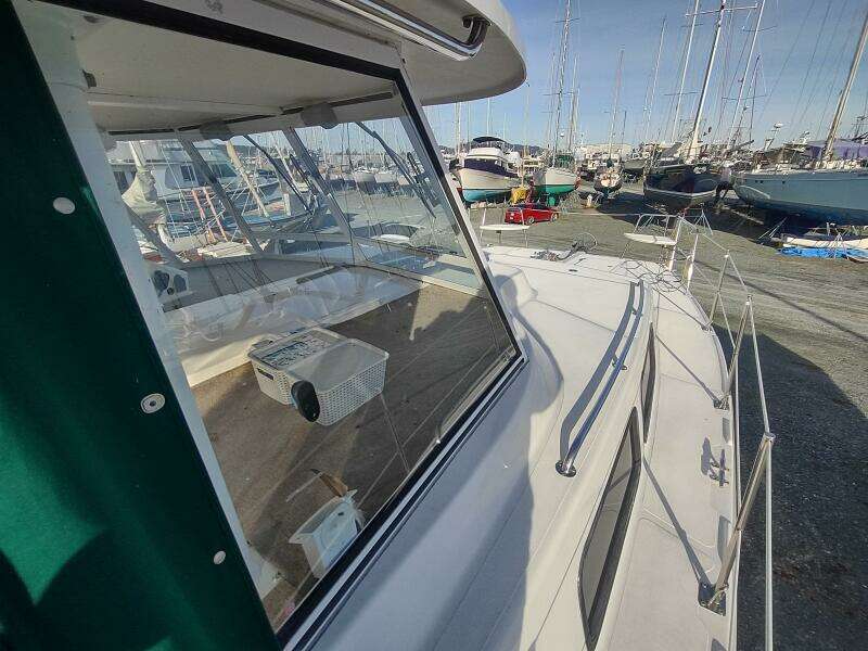 2002 Endeavour Catamaran Trawlercat 36