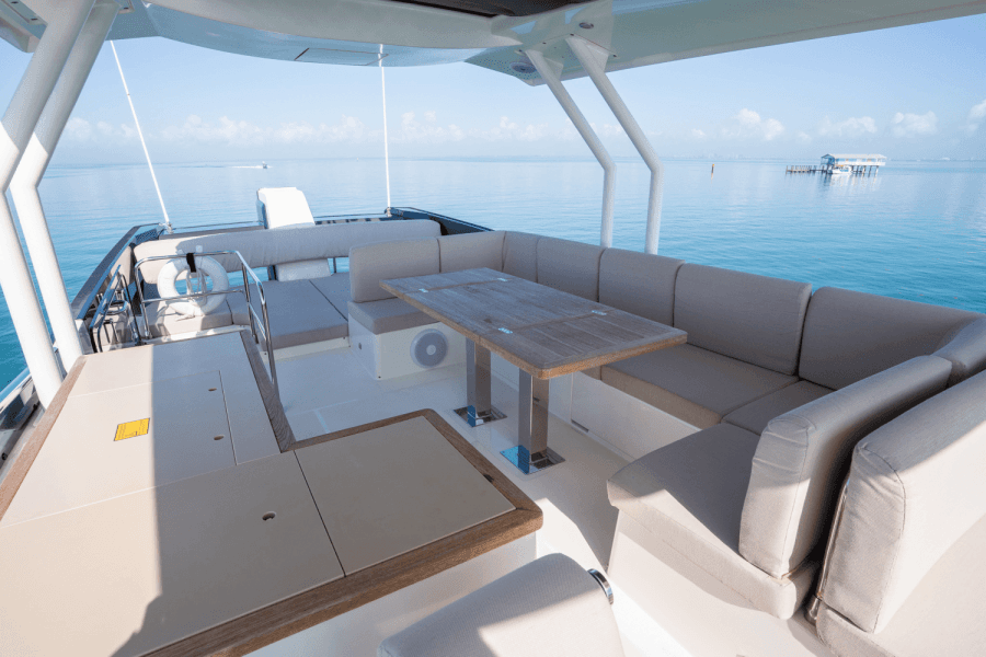 2019 Monte Carlo Yachts MC6