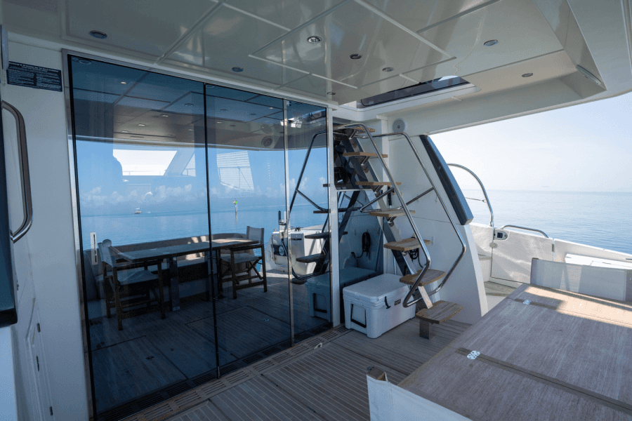 2019 Monte Carlo Yachts MC6