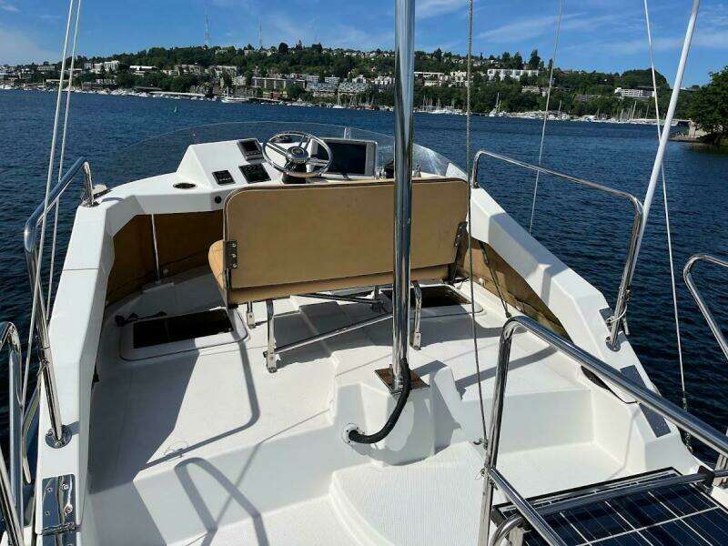 2013 Ranger Tugs R-31 CB