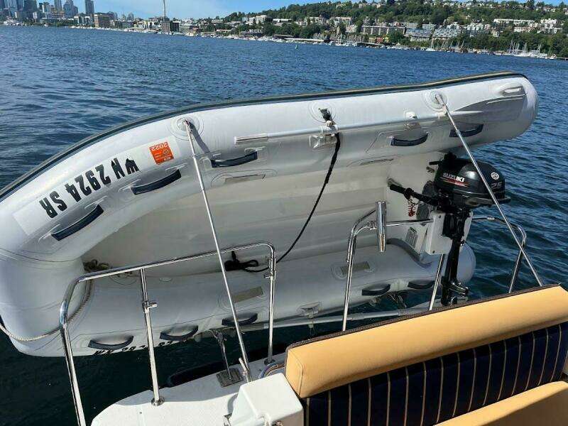 2013 Ranger Tugs R-31 CB