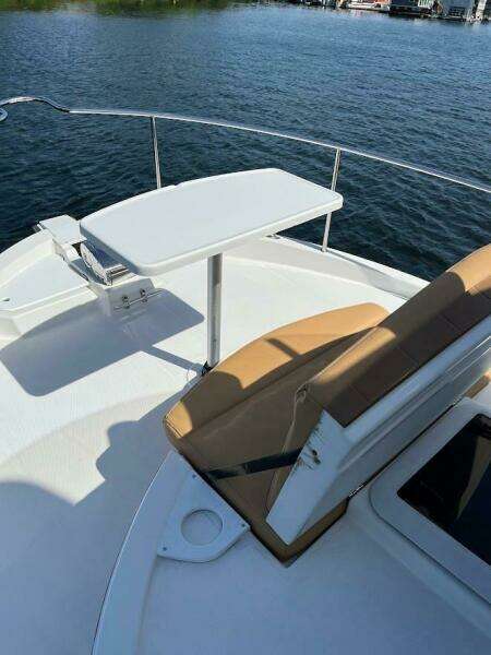 2013 Ranger Tugs R-31 CB