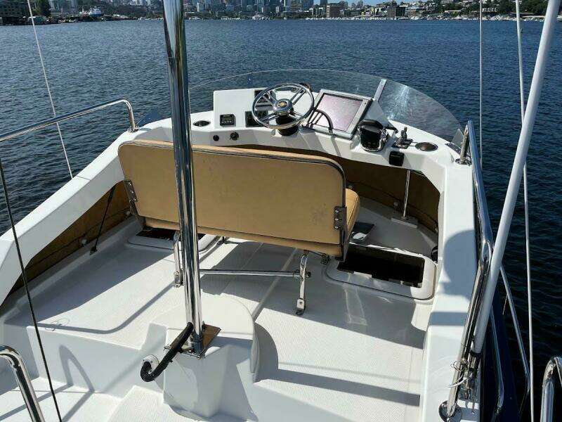 2013 Ranger Tugs R-31 CB