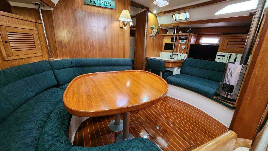 1998 Catalina 42 mark II