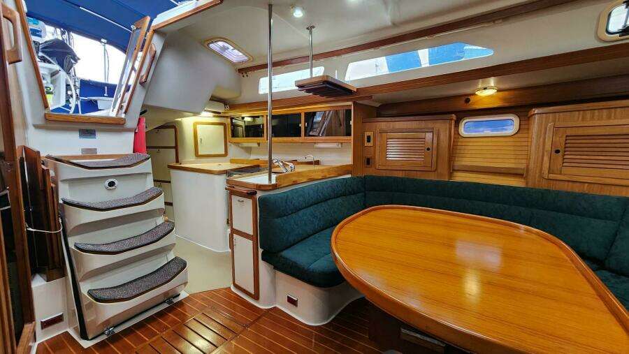 1998 Catalina 42 mark II