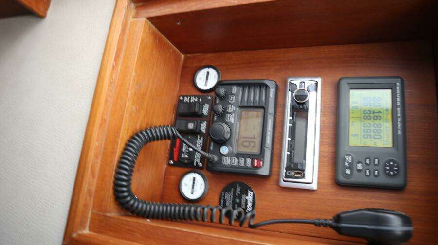 2002 Miller Marine Express