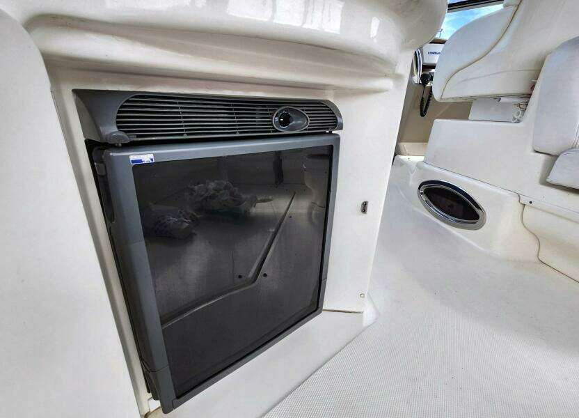 2004 Sea Ray 340 Sundancer